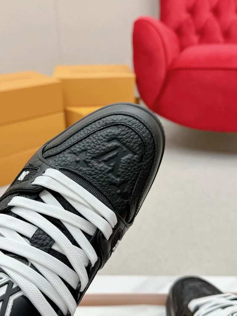 Louis Vuitton Trainer Sneaker StreetReady 31693