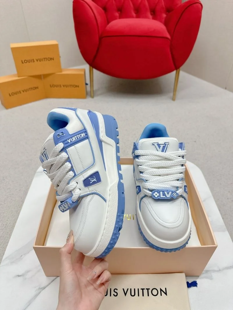 Stylish Louis Vuitton Trainer Sneaker 31688