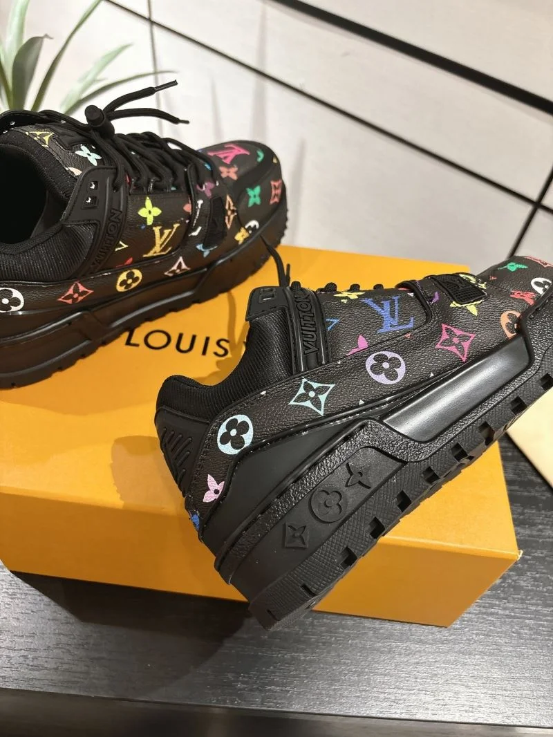 Louis Vuitton Trainer Sneaker Classic 31686