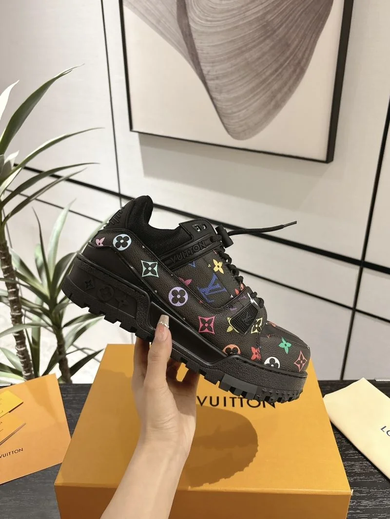 Louis Vuitton Trainer Sneaker Classic 31686