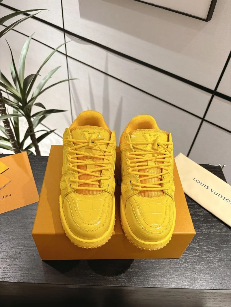 Louis Vuitton Trainer Sneaker Soft 31679