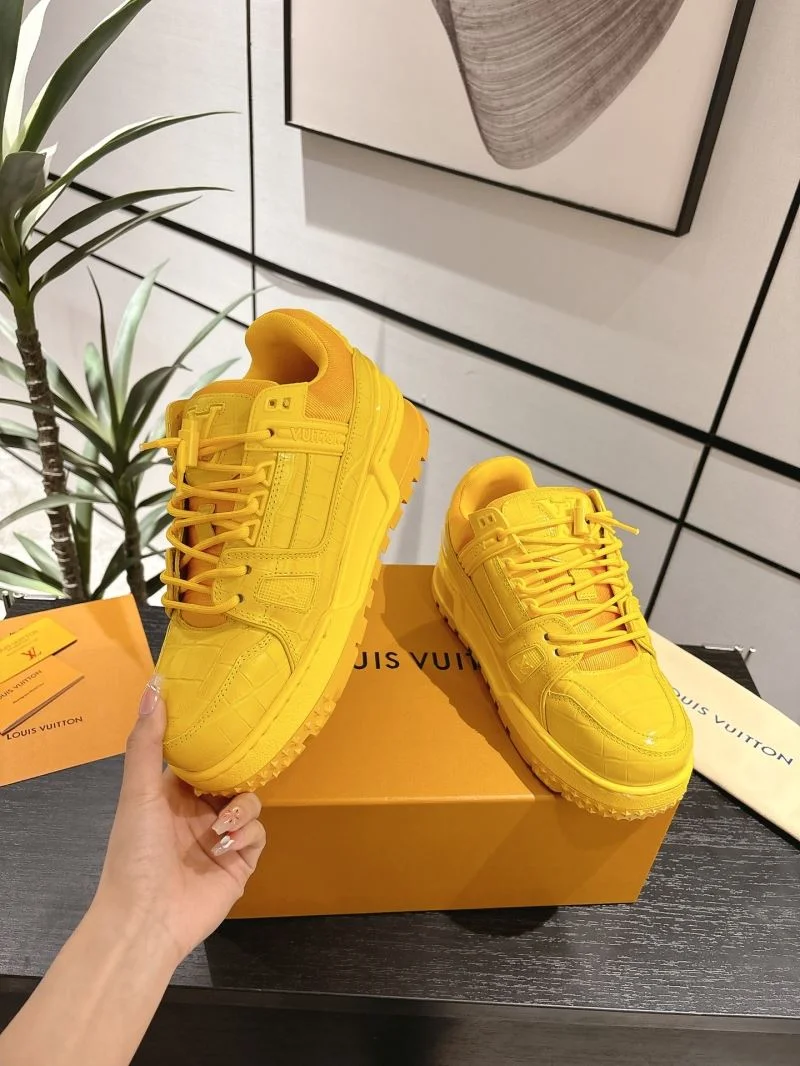 Louis Vuitton Trainer Sneaker Soft 31679