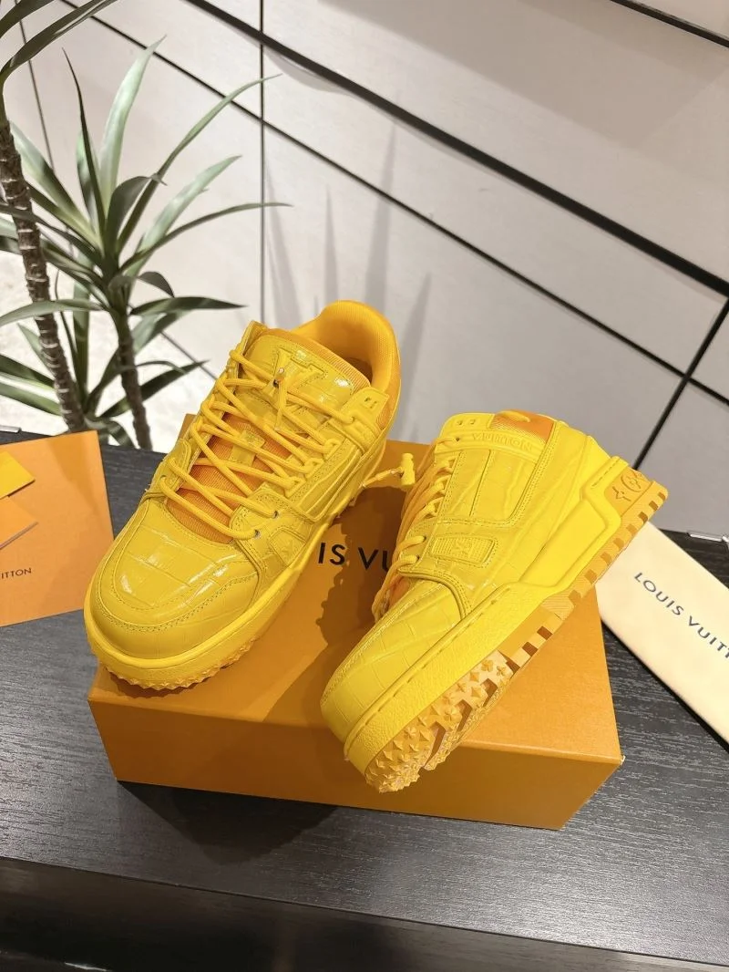 Louis Vuitton Trainer Sneaker Soft 31679