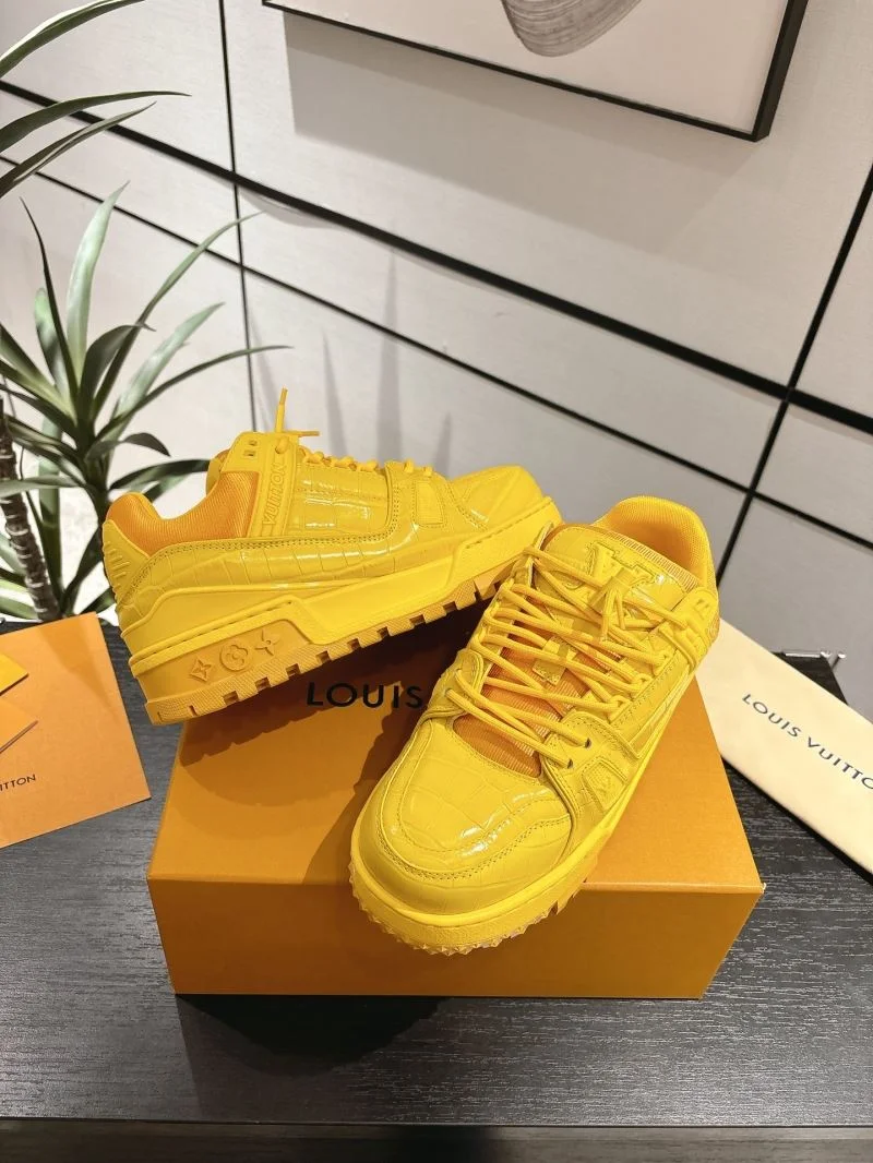 Louis Vuitton Trainer Sneaker Soft 31679