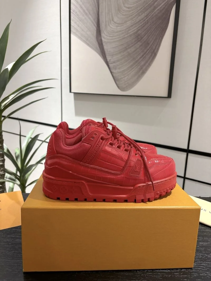 WrinkleFree Louis Vuitton Trainer Sneaker 31675