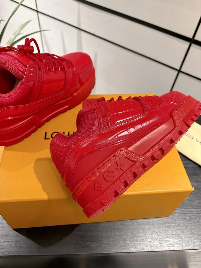 WrinkleFree Louis Vuitton Trainer Sneaker 31675