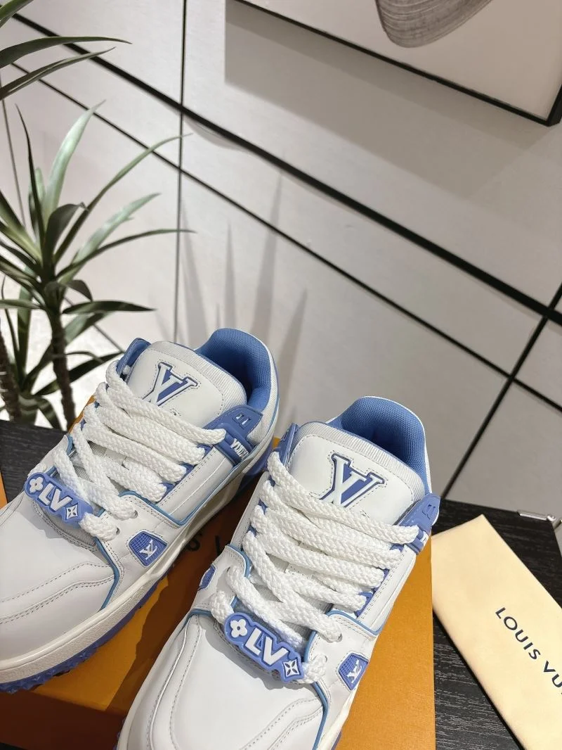 Louis Vuitton Trainer Sneaker Vibrant 31659