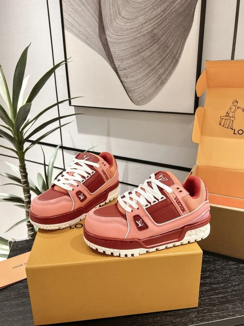 Neat Louis Vuitton Trainer Sneaker 31661