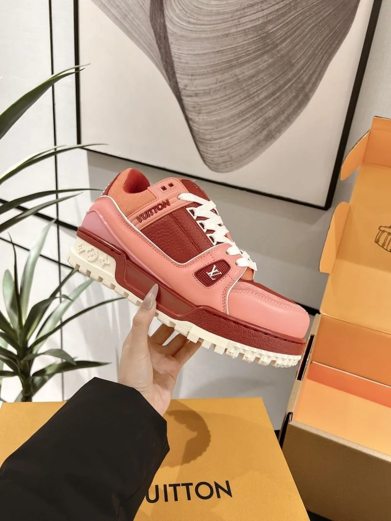 Neat Louis Vuitton Trainer Sneaker 31661