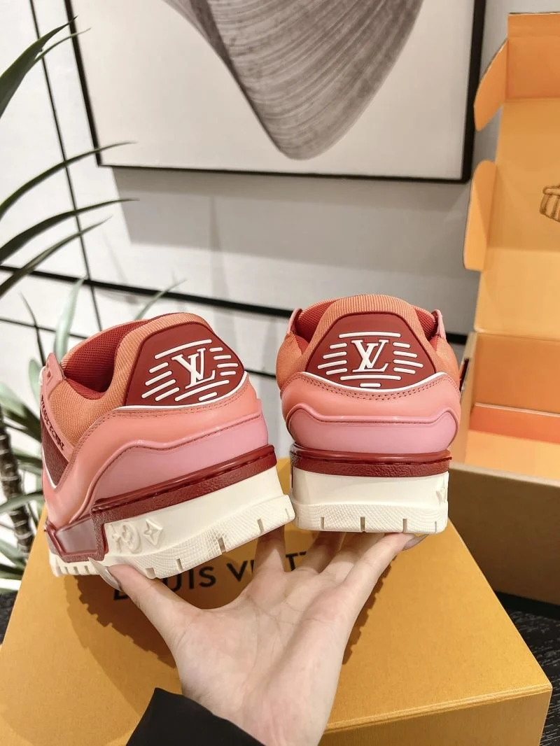 Neat Louis Vuitton Trainer Sneaker 31661