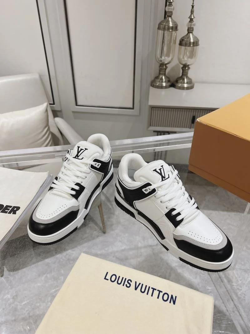 Classic Louis Vuitton Trainer Sneaker 31655