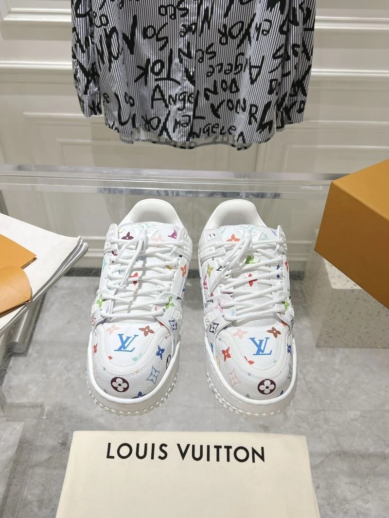 Bright Louis Vuitton Trainer Sneaker 31663