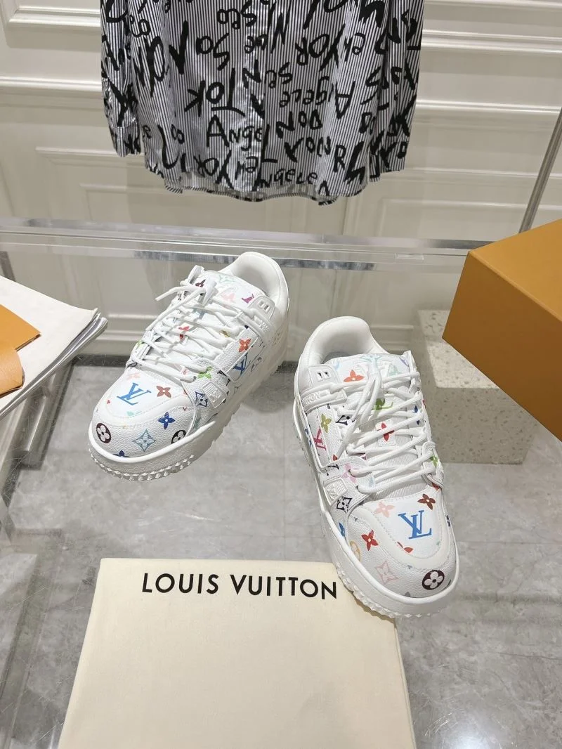 Bright Louis Vuitton Trainer Sneaker 31663