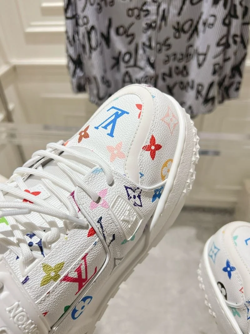 Bright Louis Vuitton Trainer Sneaker 31663