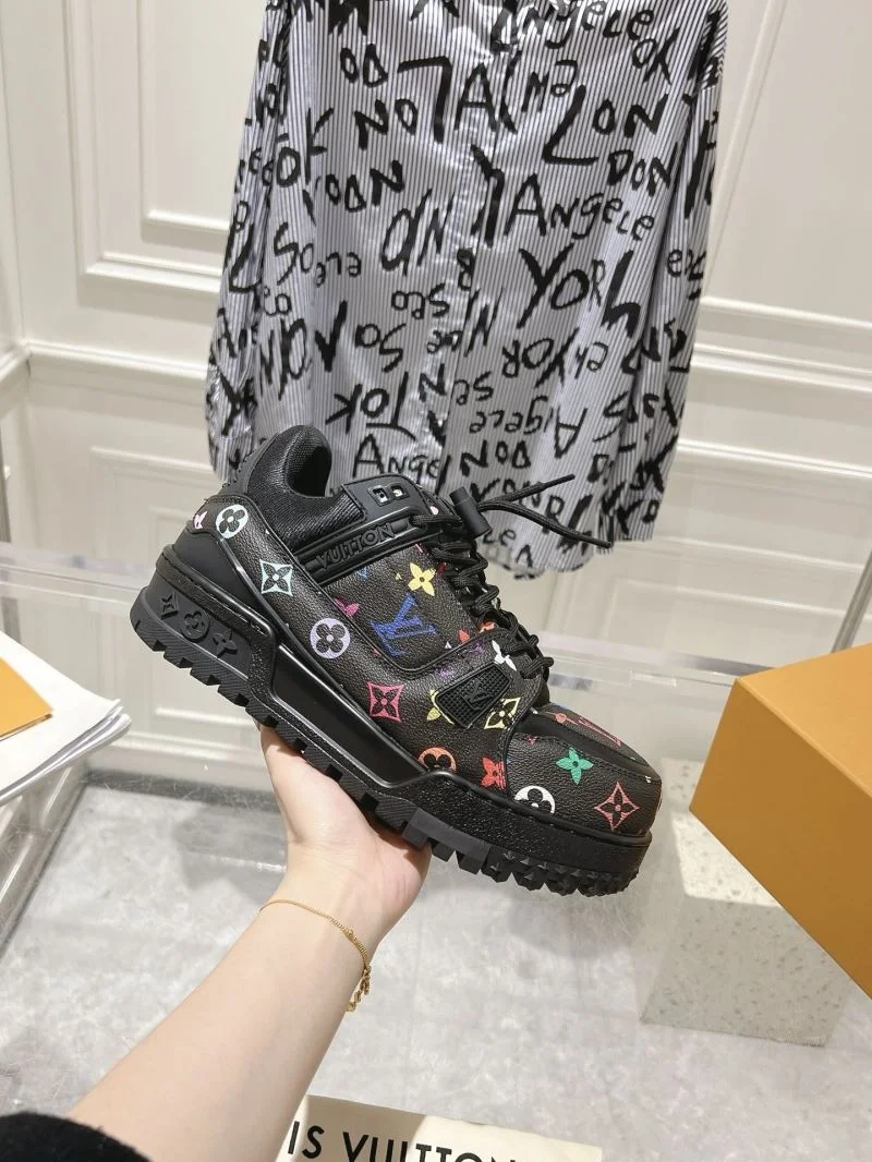 Louis Vuitton Trainer Sneaker Modern 31668