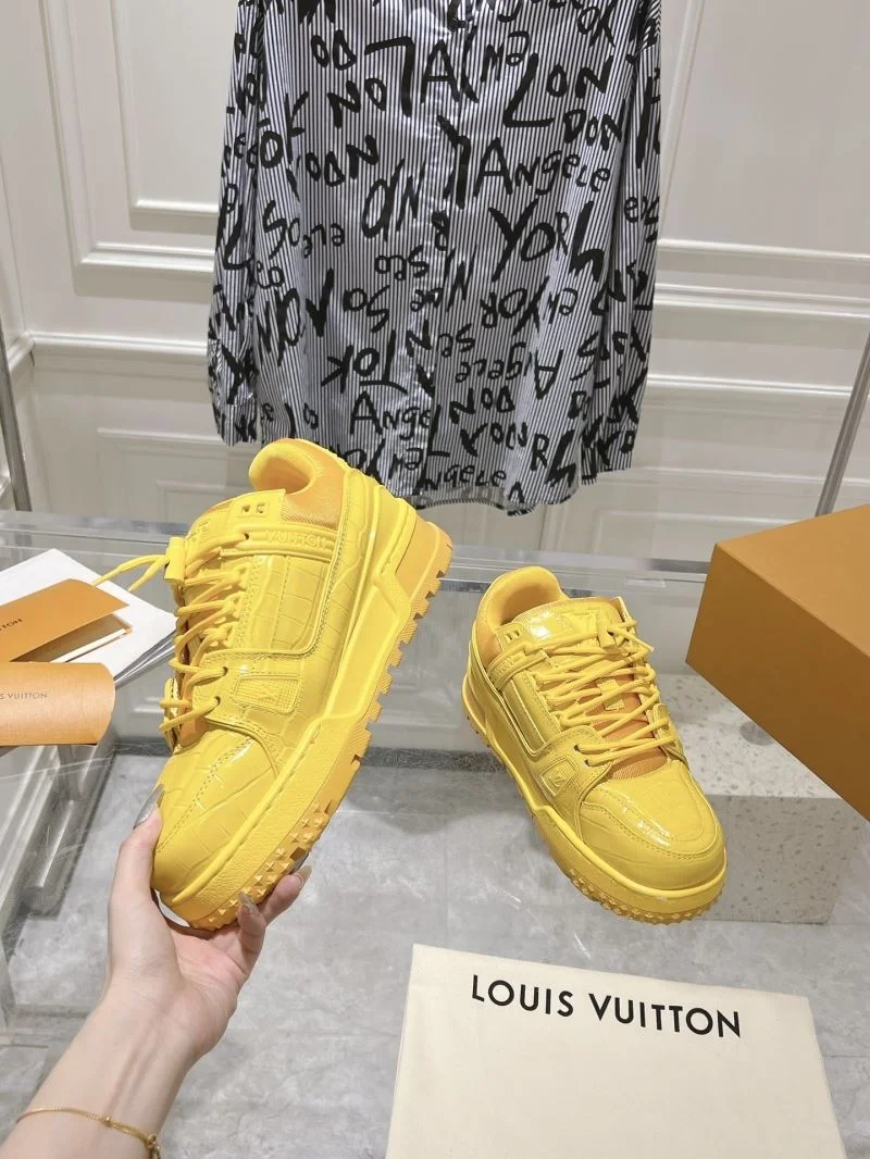 Louis Vuitton Trainer Sneaker SoftTouch 31660