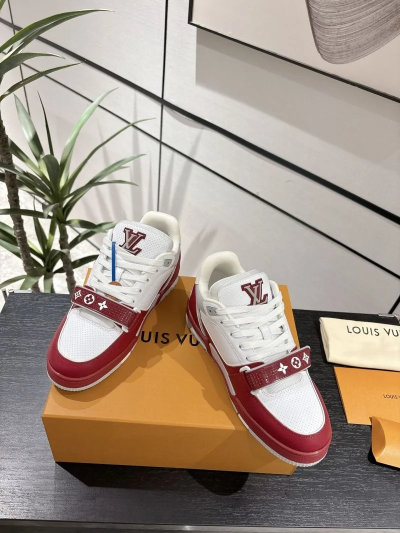 Durable Louis Vuitton Trainer Sneaker 31667