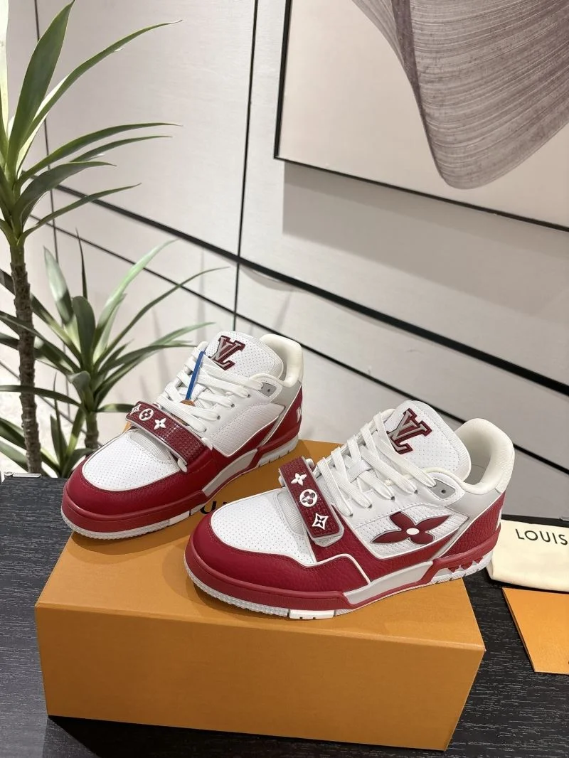 Durable Louis Vuitton Trainer Sneaker 31667