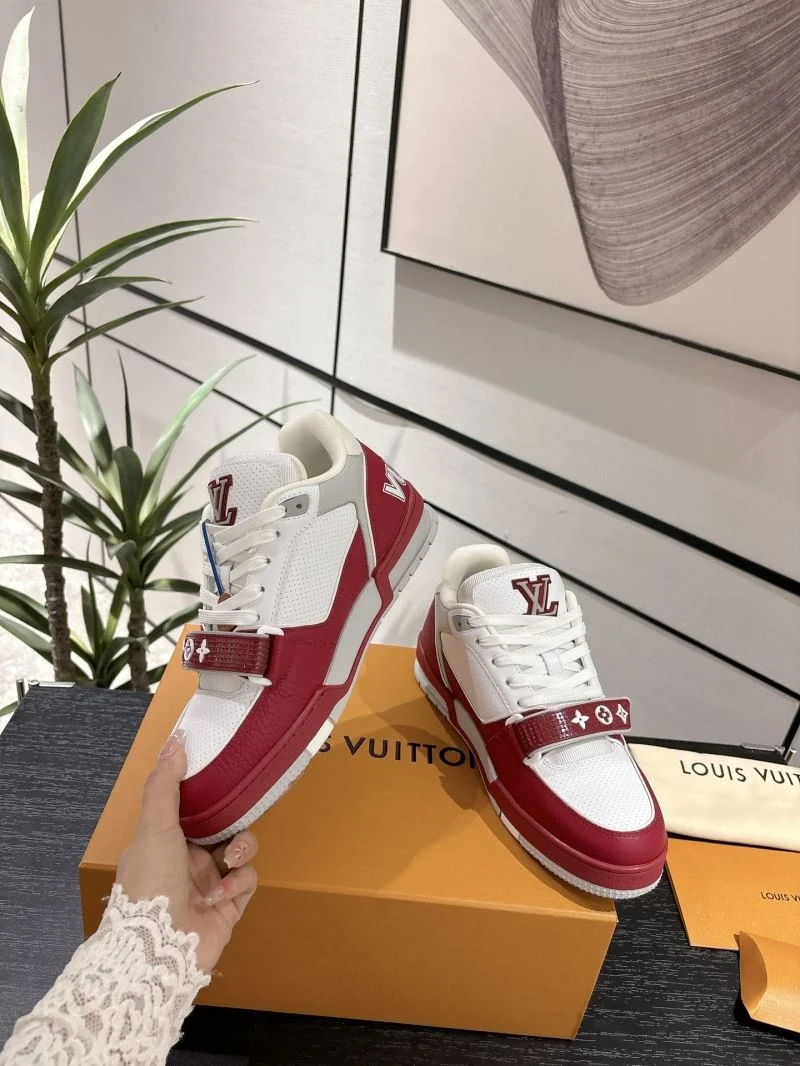 Durable Louis Vuitton Trainer Sneaker 31667