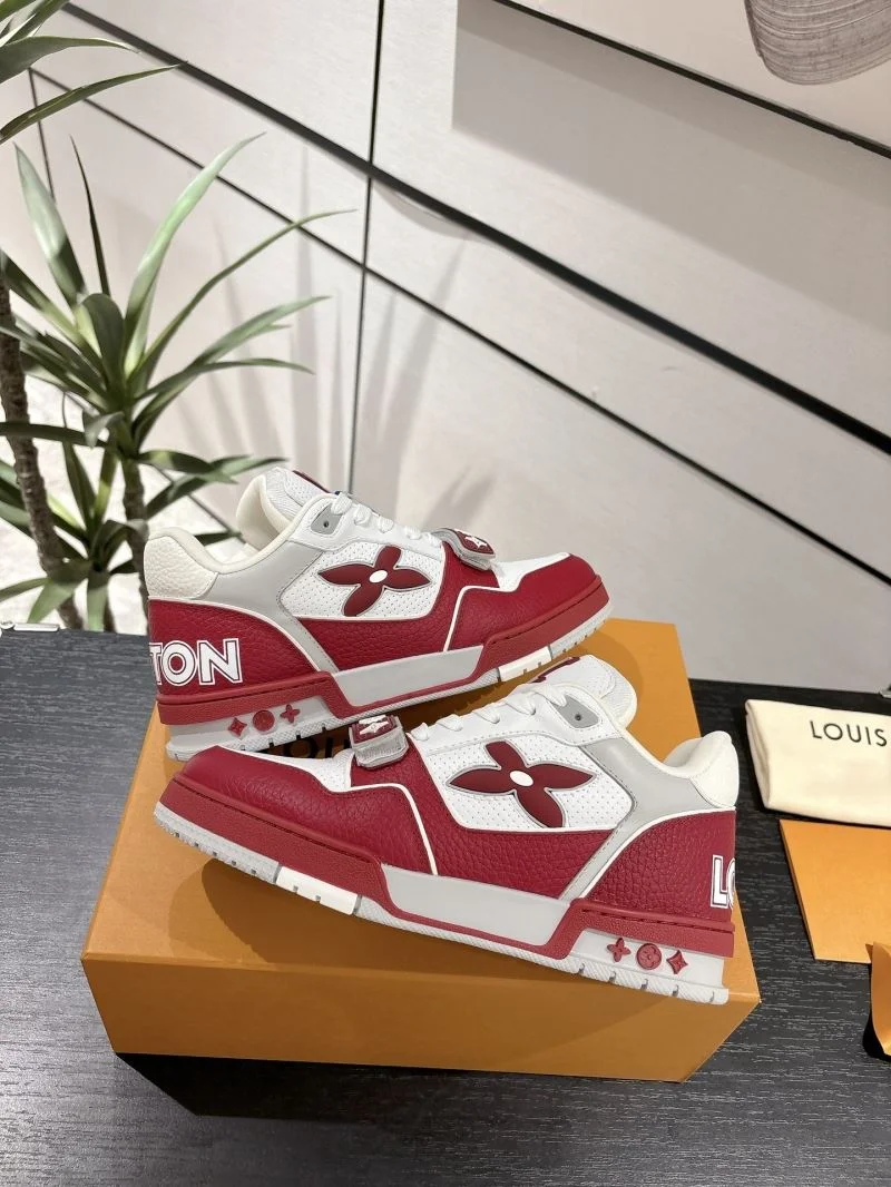 Durable Louis Vuitton Trainer Sneaker 31667
