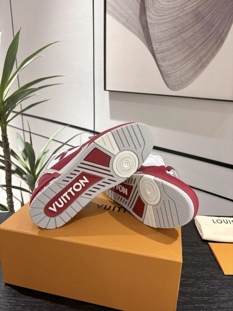 Durable Louis Vuitton Trainer Sneaker 31667