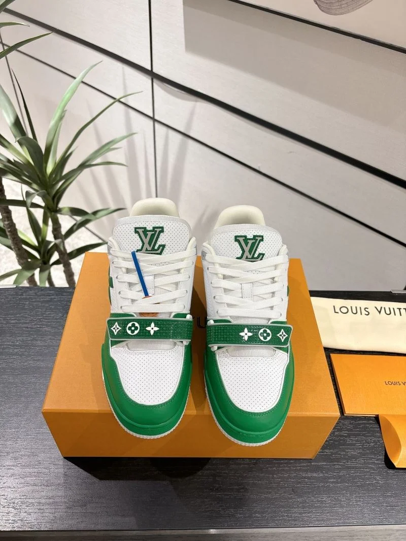 Louis Vuitton Trainer Sneaker GoodFit 31669