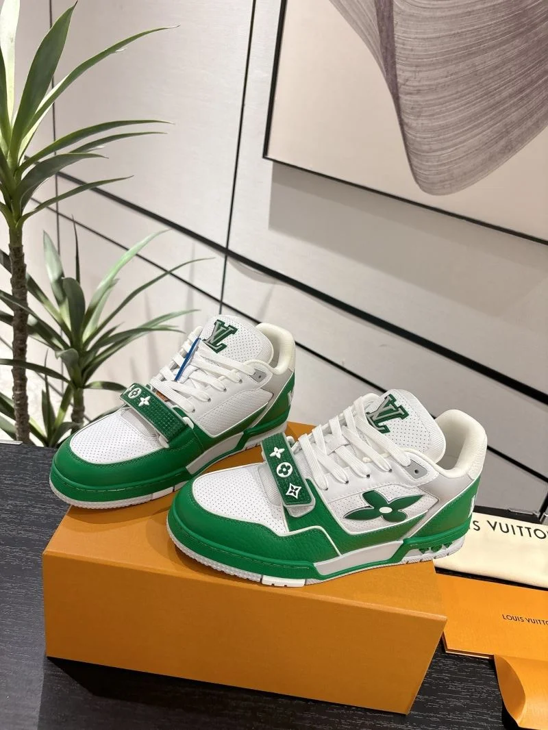 Louis Vuitton Trainer Sneaker GoodFit 31669