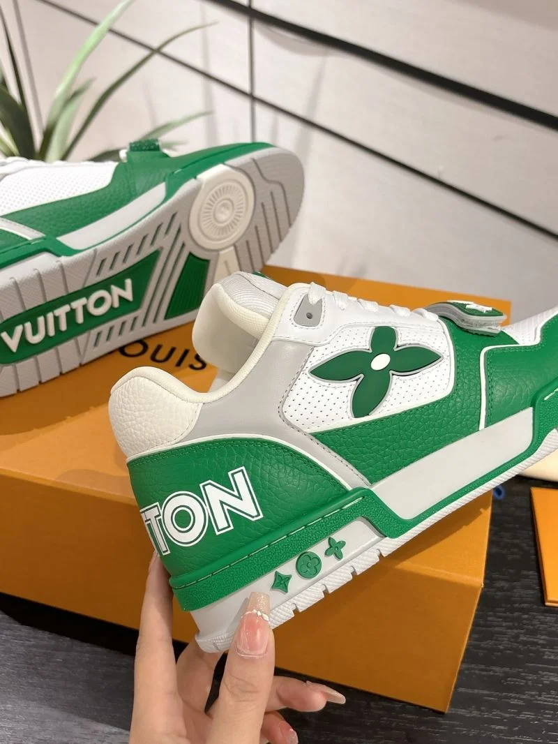 Louis Vuitton Trainer Sneaker GoodFit 31669
