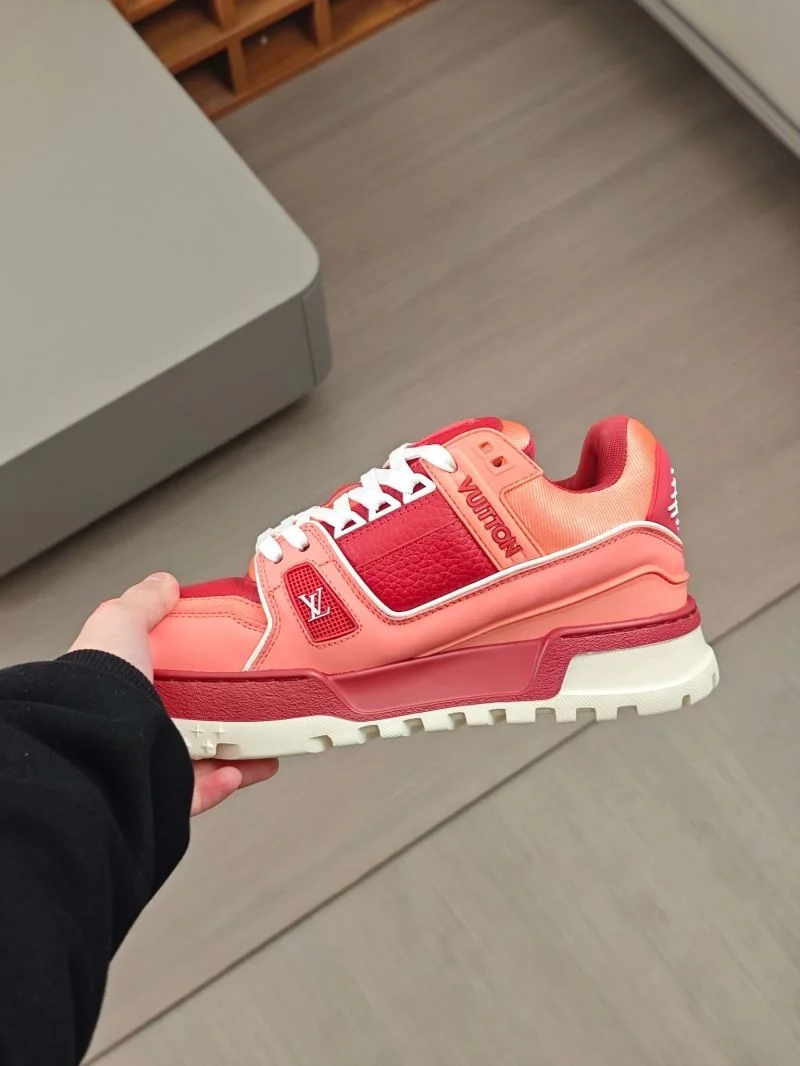Effortless Louis Vuitton Trainer Sneaker 32571