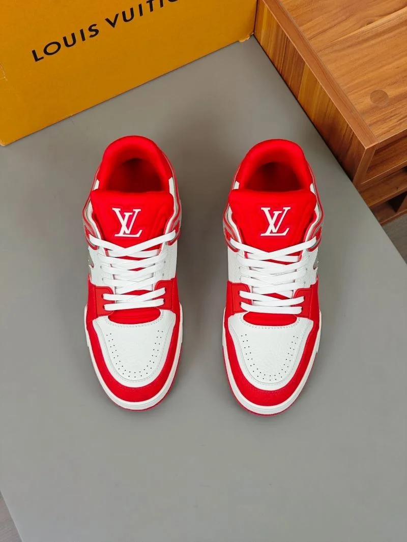 Louis Vuitton Trainer Sneaker Minimalist 32569