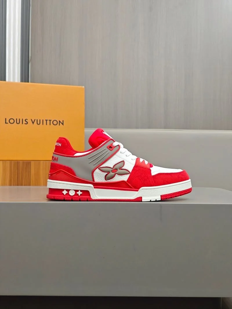 Louis Vuitton Trainer Sneaker Minimalist 32569