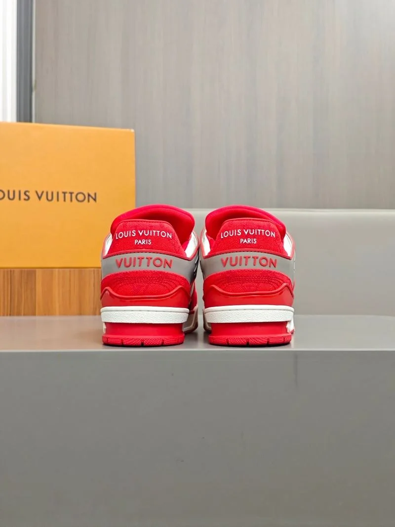 Louis Vuitton Trainer Sneaker Minimalist 32569