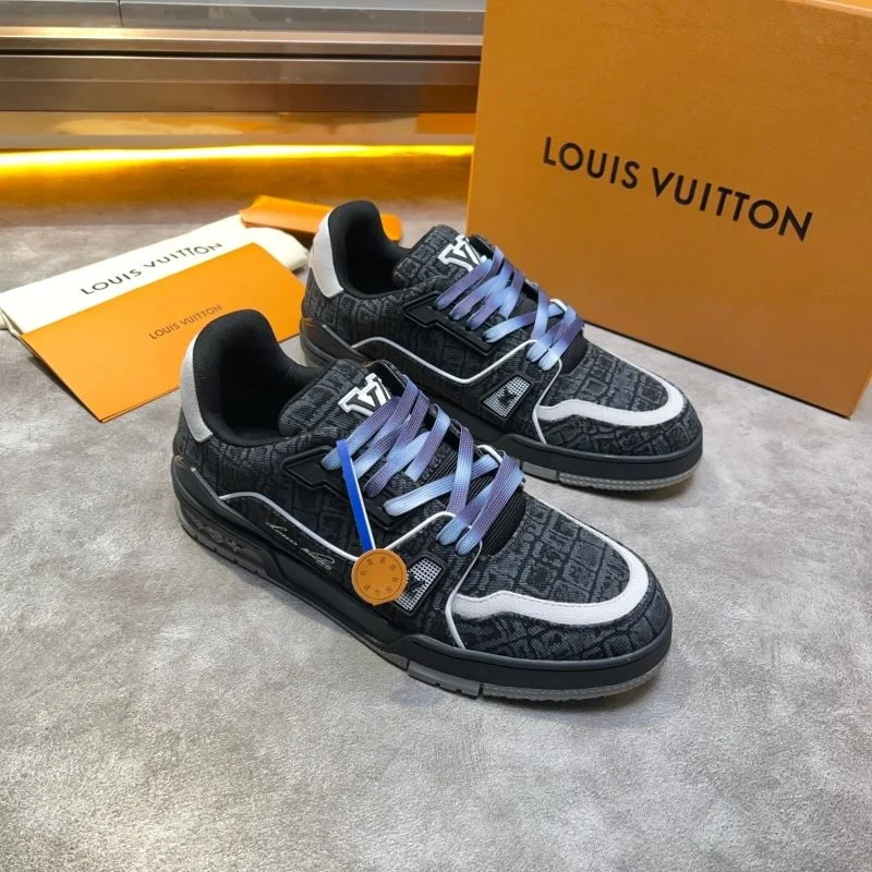 Affordable Louis Vuitton Trainer Sneaker 32563
