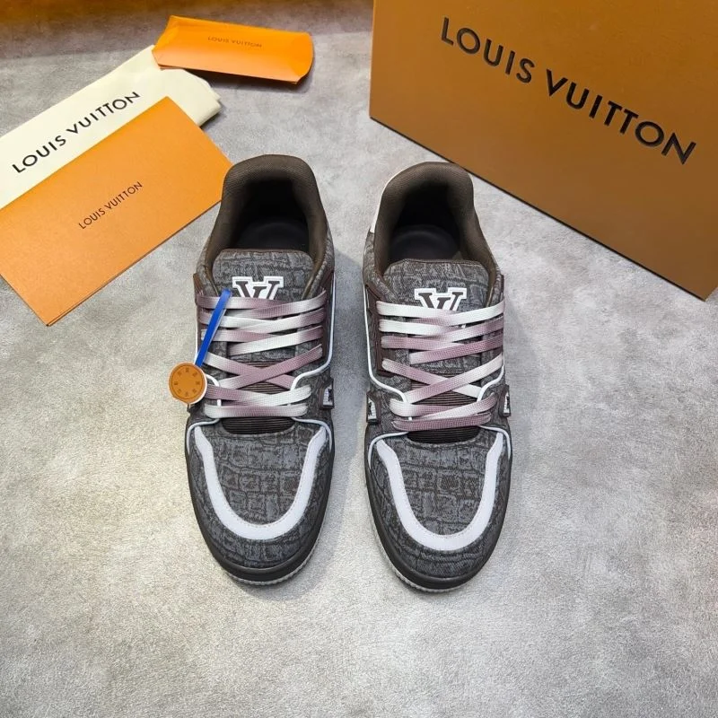 Louis Vuitton Trainer Sneaker Affordable 32562
