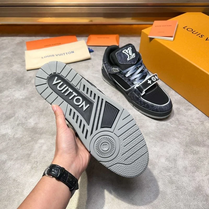 Louis Vuitton Trainer Sneaker BestValue 32557