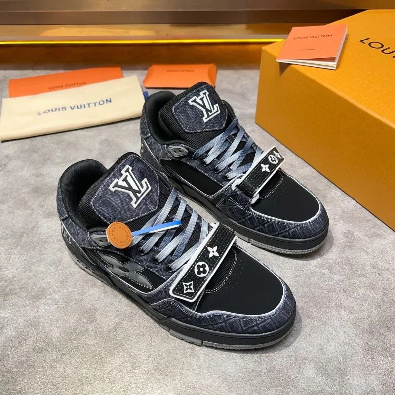 Louis Vuitton Trainer Sneaker BestValue 32557