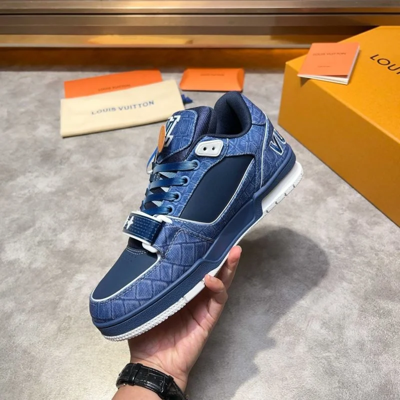 Vibrant Louis Vuitton Trainer Sneaker 32550
