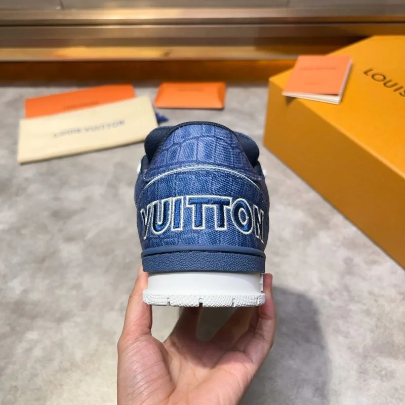 Vibrant Louis Vuitton Trainer Sneaker 32550