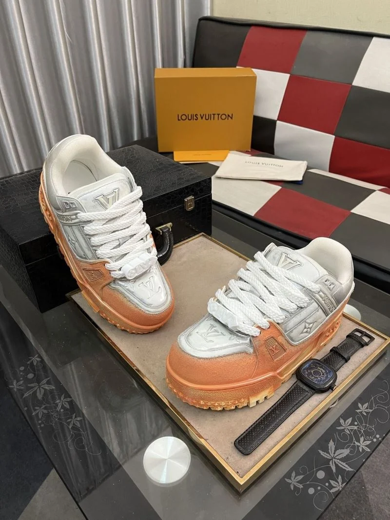 Louis Vuitton Trainer Sneaker Premium 32537