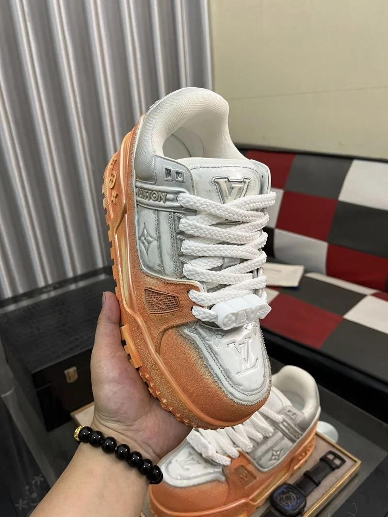 Louis Vuitton Trainer Sneaker Premium 32537