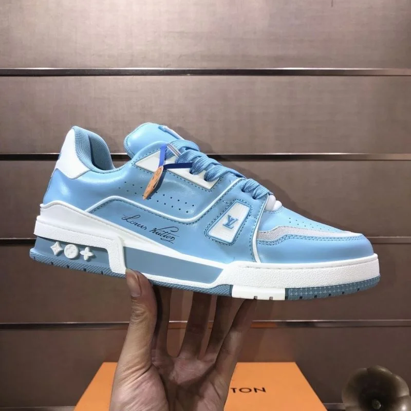 Sophisticated Louis Vuitton Trainer Sneaker 32526