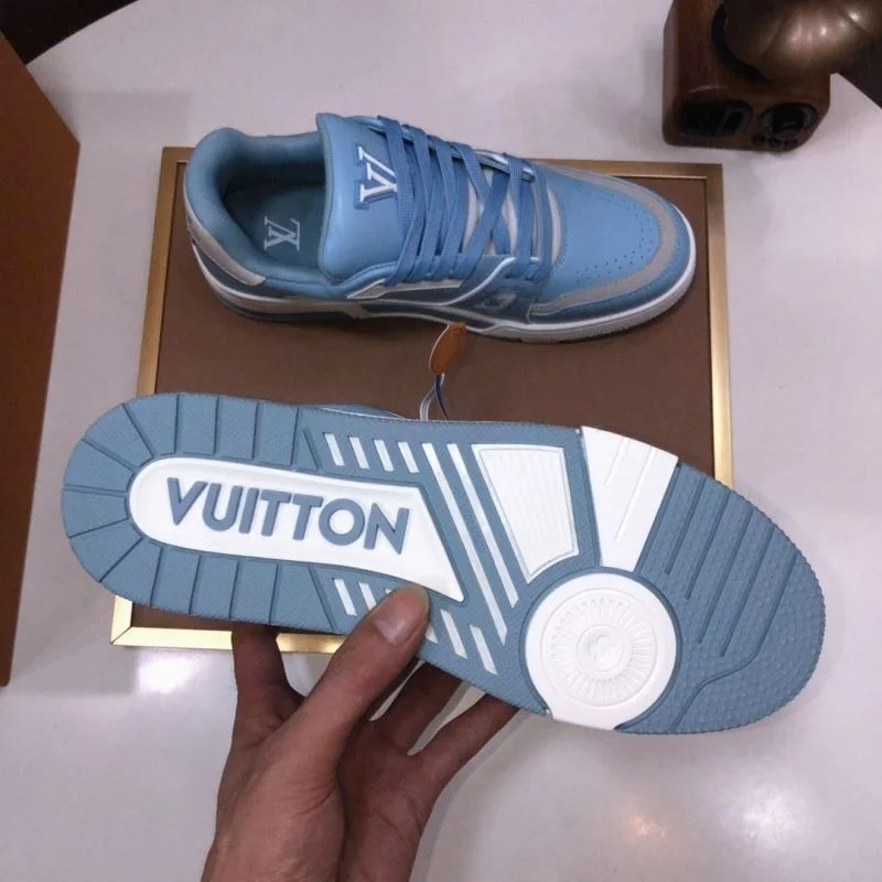 Sophisticated Louis Vuitton Trainer Sneaker 32526