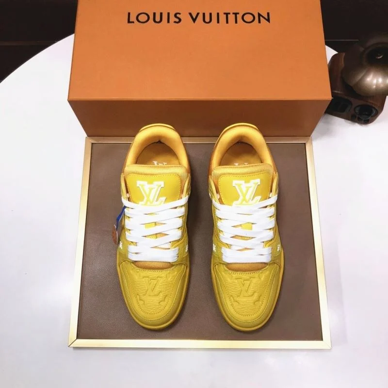 Louis Vuitton Trainer Sneaker SoftTouch 32525