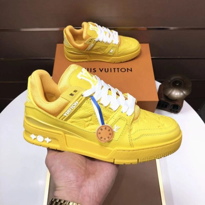 Louis Vuitton Trainer Sneaker SoftTouch 32525