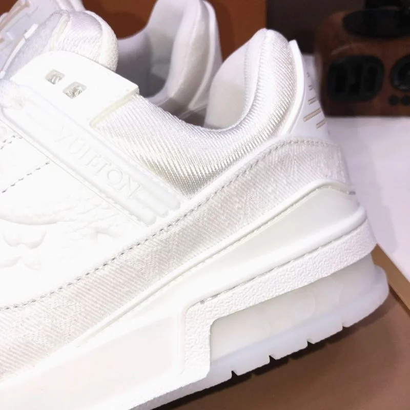 Upgraded Louis Vuitton Trainer Sneaker 32532