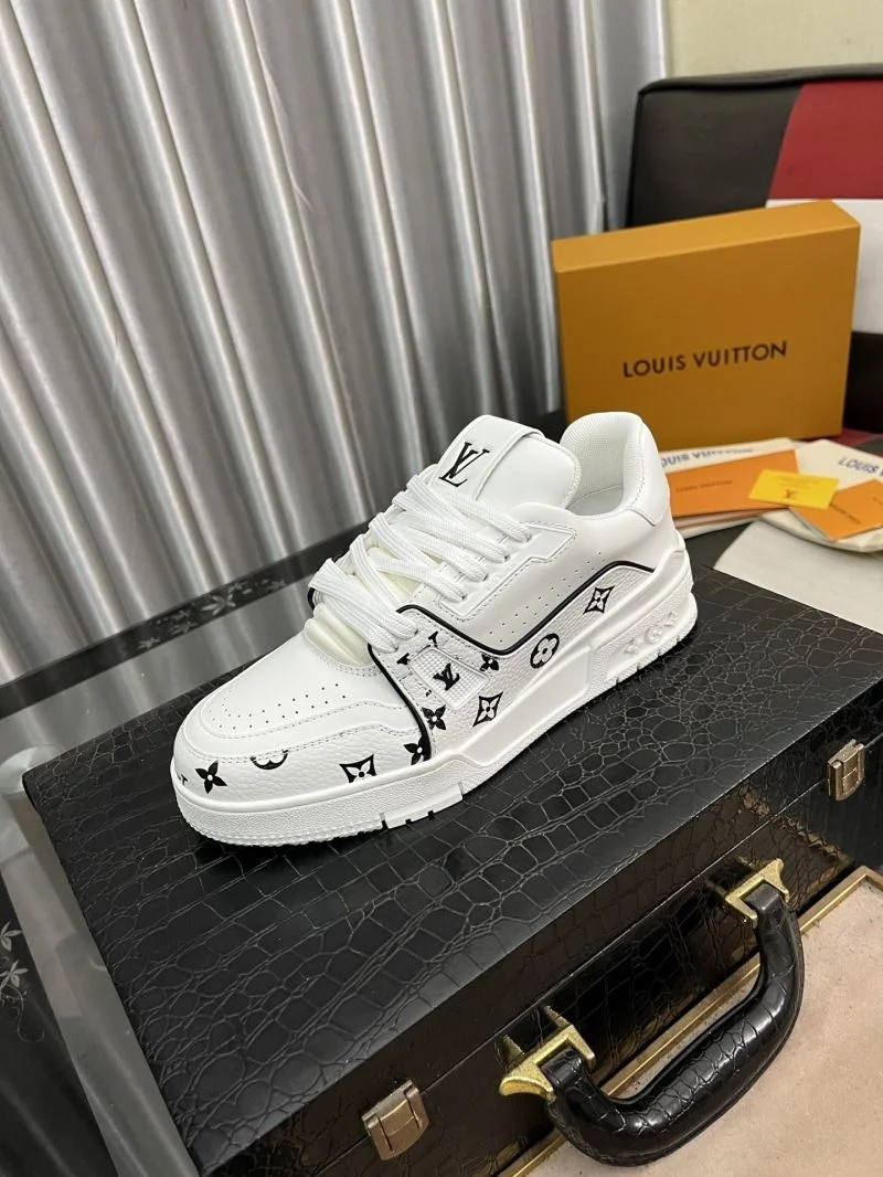 SoftTouch Louis Vuitton Trainer Sneaker 32499