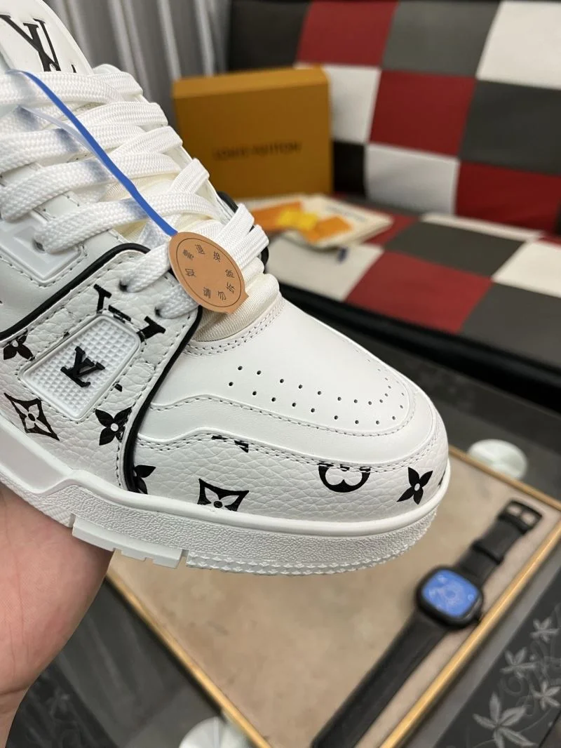 SoftTouch Louis Vuitton Trainer Sneaker 32499