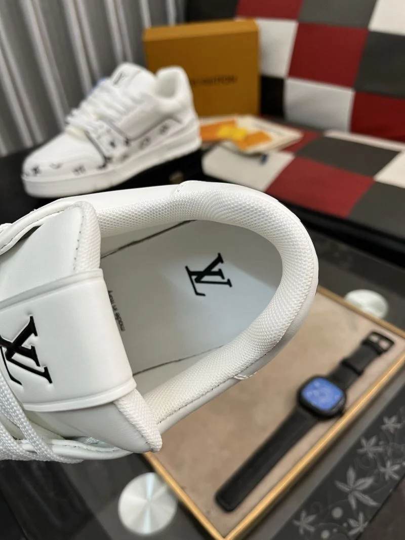 SoftTouch Louis Vuitton Trainer Sneaker 32499