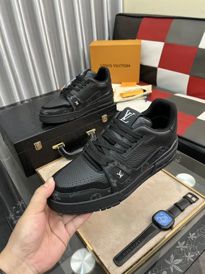 Louis Vuitton Trainer Sneaker Comfortable 32503