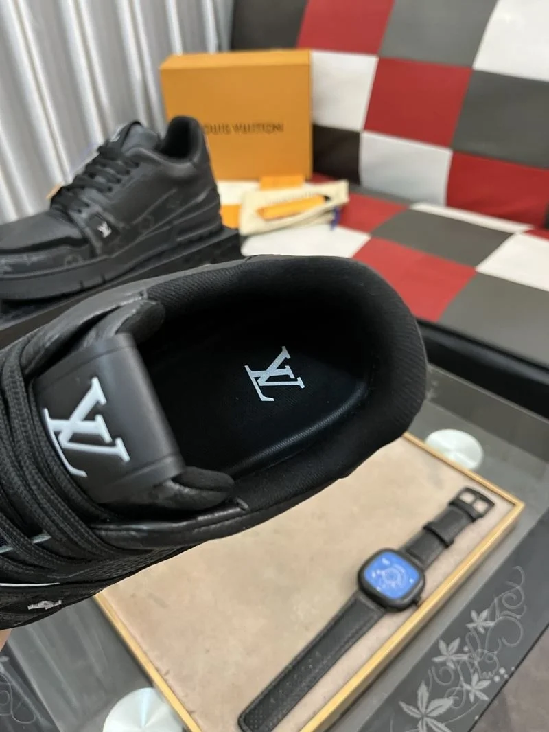 Louis Vuitton Trainer Sneaker Comfortable 32503